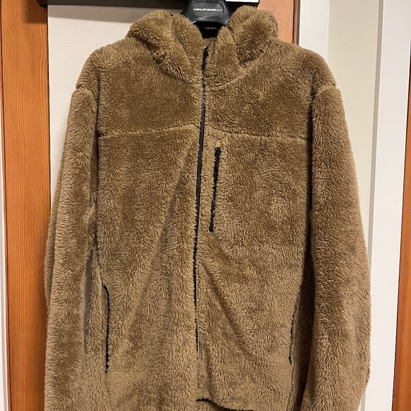 Uniqlo Teddy Fawn Jacket - Picture 1 of 6